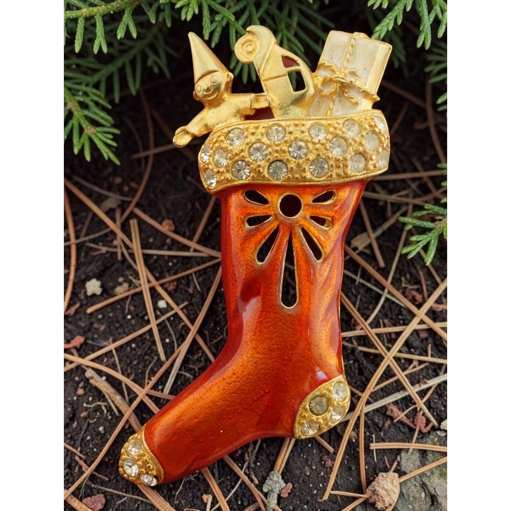 Christmas Stocking Brooch Gold Tone Red Enamel Rhinestone Pin